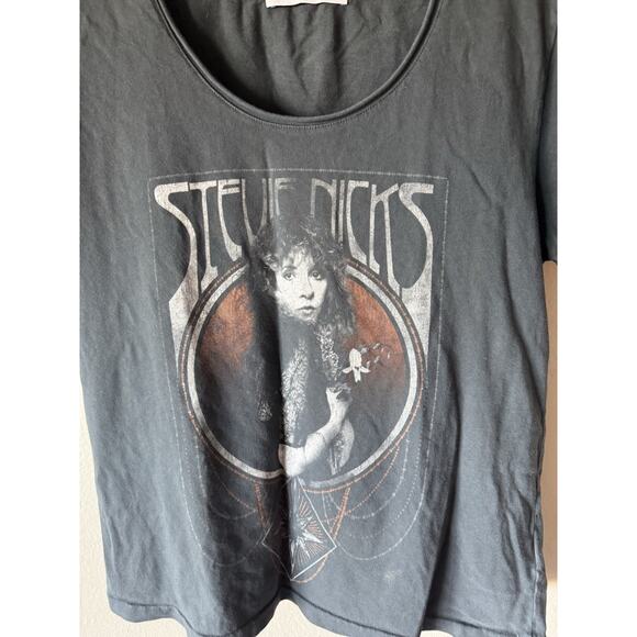 Daydreamer Stevie Nicks T-Shirt Women’s Size XS Short Sleeve Tee Boho Music - Picture 2 of 7